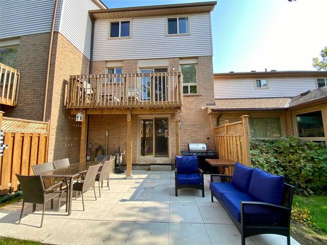 14 - 2272 Mowat Ave, Townhouse with 3 bedrooms, 3 bathrooms and 3 parking in Oakville ON | Image 15