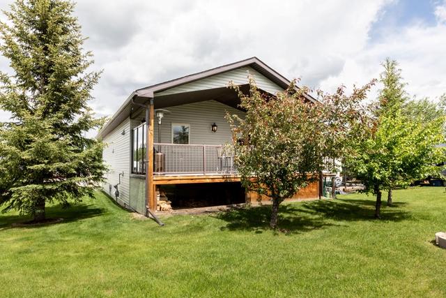 3070 - 25074 South Pine Lake Road, House detached with 3 bedrooms, 2 bathrooms and 2 parking in Red Deer County AB | Image 23