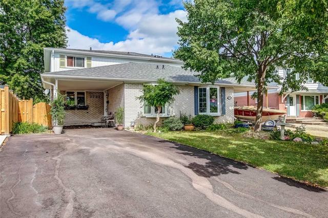 2794 Hollington Cres, House semidetached with 3 bedrooms, 3 bathrooms and 2 parking in Mississauga ON | Image 1