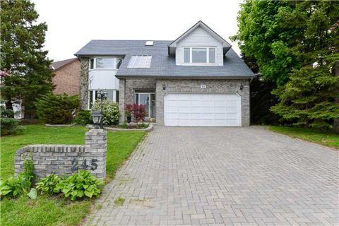245 Maclaren St, House detached with 4 bedrooms, 4 bathrooms and 4 parking in Oshawa ON | Image 1