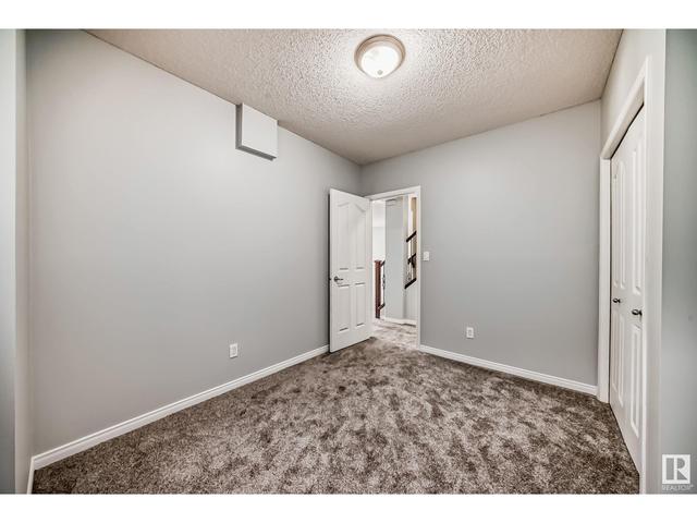 375 Calderon Cr Nw, House detached with 3 bedrooms, 2 bathrooms and null parking in Edmonton AB | Image 16