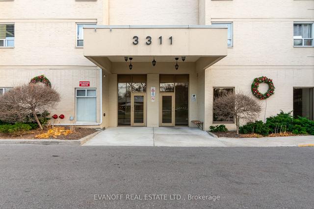 1409 - 3311 Kingston Rd, Condo with 2 bedrooms, 1 bathrooms and 1 parking in Toronto ON | Image 25