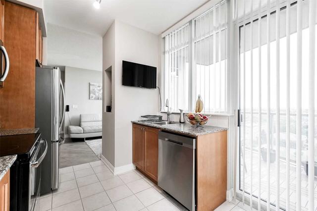 1203 - 80 Absolute Ave, Condo with 2 bedrooms, 2 bathrooms and 1 parking in Mississauga ON | Image 6