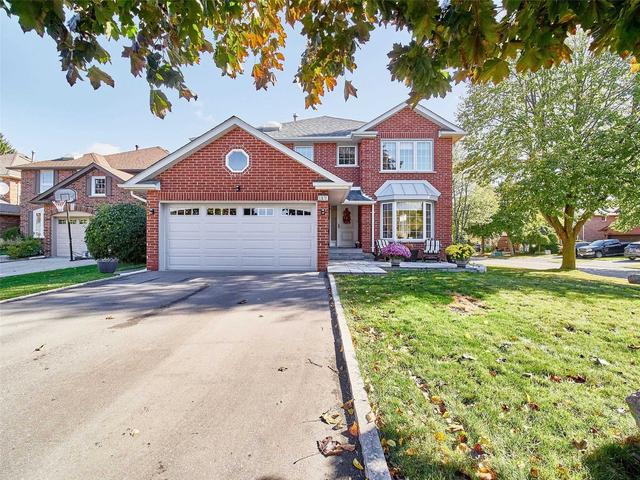 1101 Petunia Pl, House detached with 4 bedrooms, 4 bathrooms and 6 parking in Pickering ON | Image 1