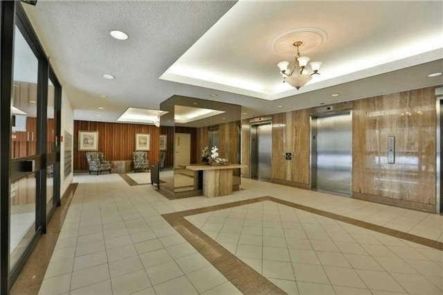 808 - 50 Elm Dr E, Condo with 3 bedrooms, 2 bathrooms and 2 parking in Mississauga ON | Image 11
