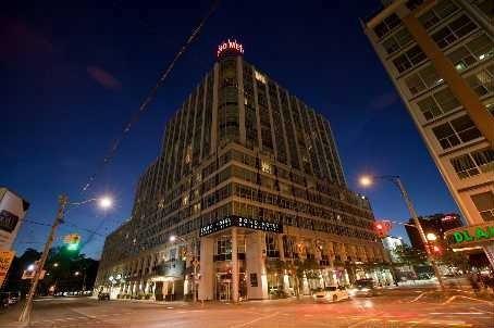 lph 12 - 36 Blue Jays Way, Condo with 2 bedrooms, 3 bathrooms and 1 parking in Toronto ON | Image 1