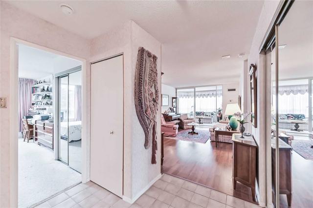 311 - 22 Clarissa Dr, Condo with 2 bedrooms, 2 bathrooms and 2 parking in Richmond Hill ON | Image 29