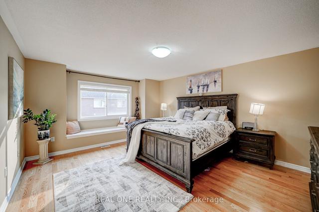60 Storybook Cres, House detached with 5 bedrooms, 5 bathrooms and 5 parking in Markham ON | Image 2