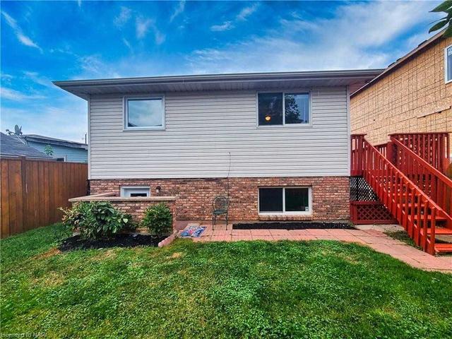 14 Stepney St, House detached with 2 bedrooms, 2 bathrooms and 5 parking in St. Catharines ON | Image 25