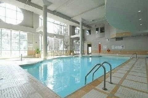 2222 - 68 Corporate Dr, Condo with 2 bedrooms, 2 bathrooms and 1 parking in Toronto ON | Image 2