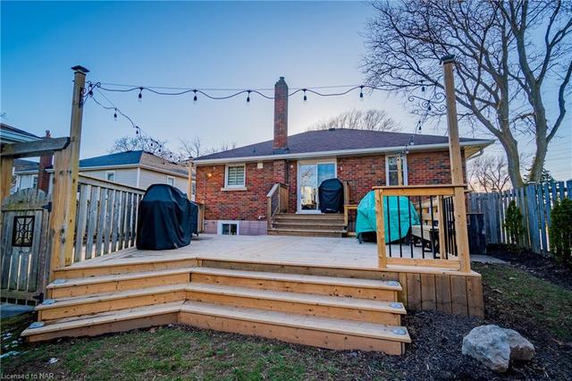2862 Dorchester Road, House detached with 2 bedrooms, 2 bathrooms and 5 parking in Niagara Falls ON | Image 26