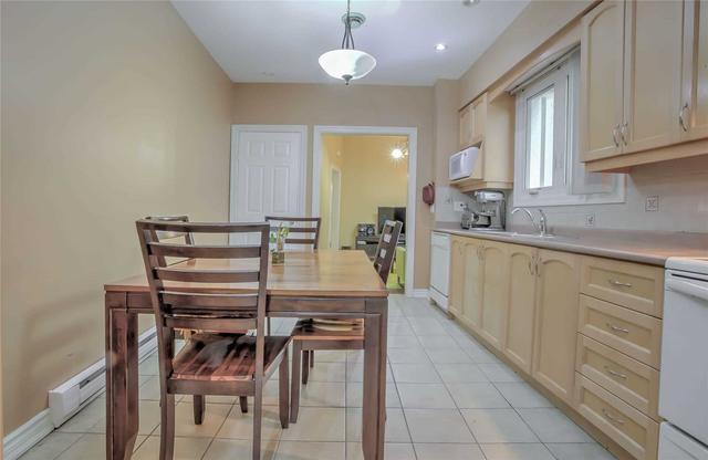 472 Symington Ave, House semidetached with 3 bedrooms, 1 bathrooms and 1 parking in Toronto ON | Image 20
