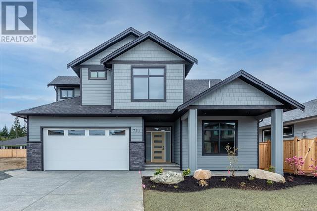 721 Beaver Creek Blvd, House detached with 3 bedrooms, 3 bathrooms and 2 parking in Campbell River BC | Image 1