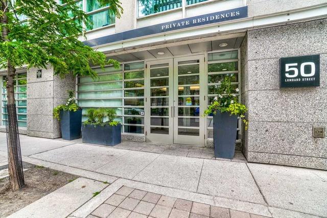 2301 - 50 Lombard St, Condo with 2 bedrooms, 2 bathrooms and 1 parking in Toronto ON | Image 23