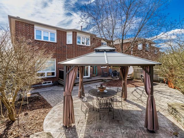 2595 Ambercroft Tr, House detached with 4 bedrooms, 4 bathrooms and 4 parking in Mississauga ON | Image 27
