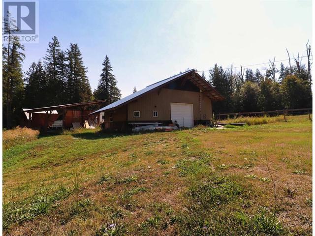 11 Mackenzie Road, House detached with 4 bedrooms, 2 bathrooms and null parking in North Okanagan F BC | Image 59