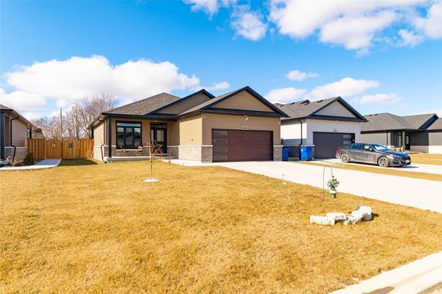 224 Moonstone Cres, House detached with 3 bedrooms, 3 bathrooms and 6 parking in Chatham Kent ON | Image 23