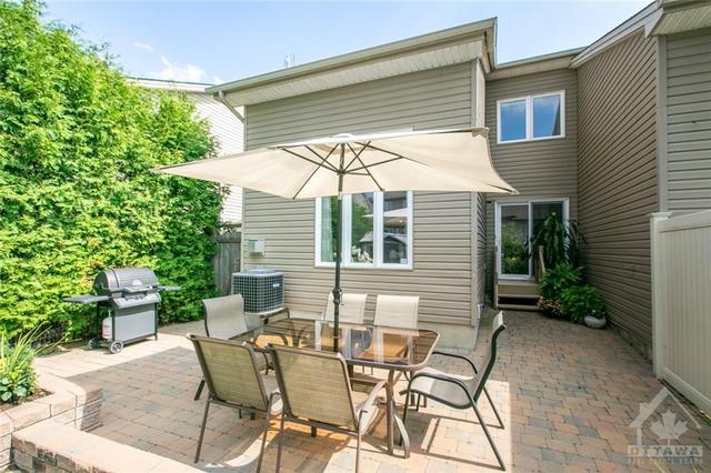 241 Tandalee Crescent, Townhouse with 2 bedrooms, 2 bathrooms and 3 parking in Ottawa ON | Image 29