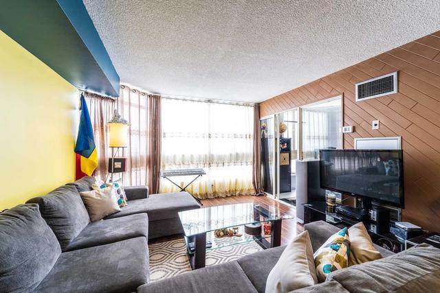 B1601 - 3231 Eglinton Ave E, Condo with 2 bedrooms, 2 bathrooms and 1 parking in Toronto ON | Image 4