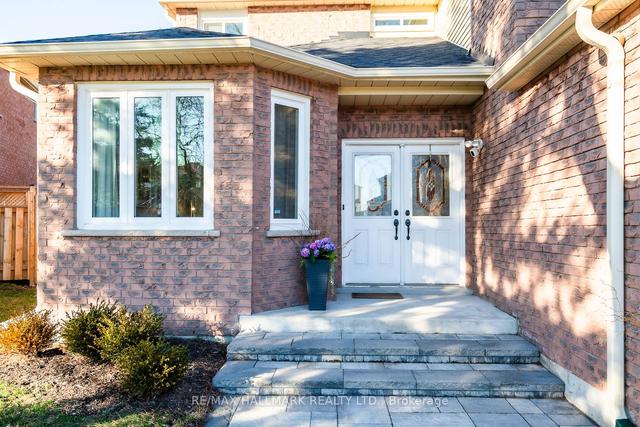 38 West Side Dr, House detached with 4 bedrooms, 3 bathrooms and 6 parking in Markham ON | Image 12