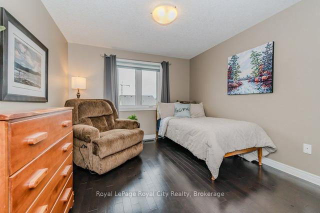 73 Fleming Rd, House attached with 3 bedrooms, 3 bathrooms and 3 parking in Guelph ON | Image 14