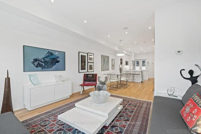 5 - 1 Baxter St, Townhouse with 3 bedrooms, 3 bathrooms and 1 parking in Toronto ON | Image 3