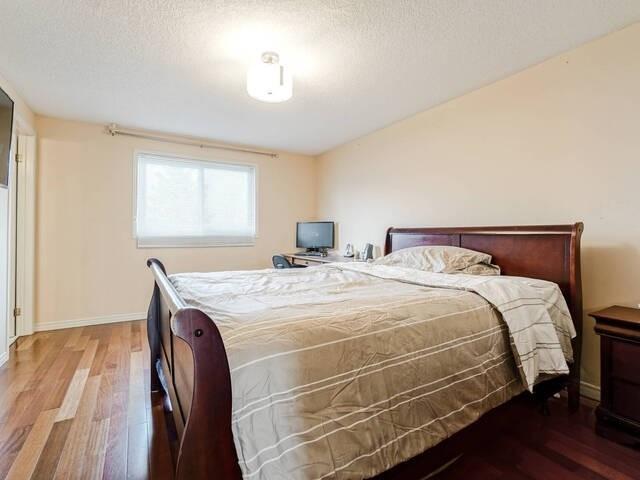 975 Atlantic Blvd, House detached with 3 bedrooms, 3 bathrooms and 2 parking in Waterloo ON | Image 9