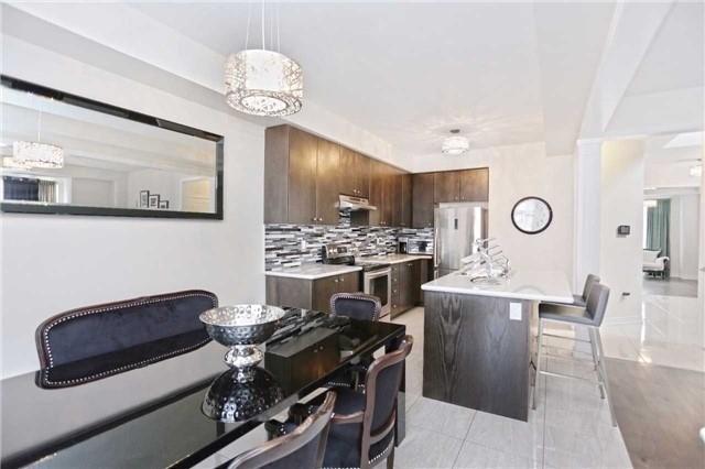 2 Cranbrook Cres, House detached with 4 bedrooms, 3 bathrooms and 4 parking in Vaughan ON | Image 7