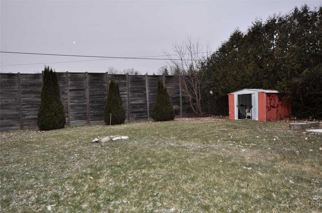 125 Arthur Ave, House detached with 3 bedrooms, 1 bathrooms and 4 parking in Peterborough ON | Image 18
