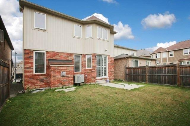 581 Snider Terr, House detached with 4 bedrooms, 3 bathrooms and 2 parking in Milton ON | Image 17