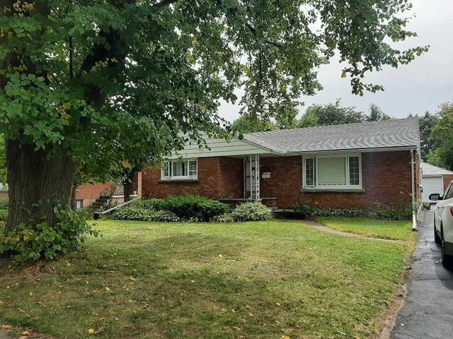 6290 Margaret St, House detached with 3 bedrooms, 2 bathrooms and 7 parking in Niagara Falls ON | Card Image