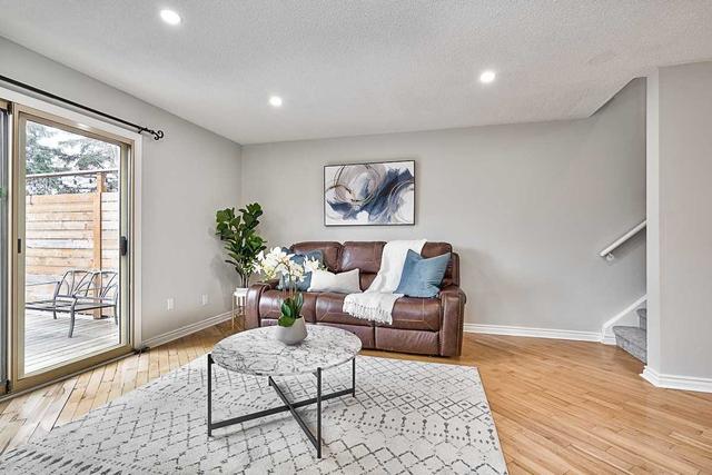 71 Normandy Pl, House attached with 3 bedrooms, 3 bathrooms and 3 parking in Oakville ON | Image 19