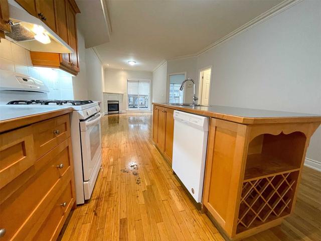 1013a College St, Townhouse with 2 bedrooms, 2 bathrooms and 1 parking in Toronto ON | Image 27
