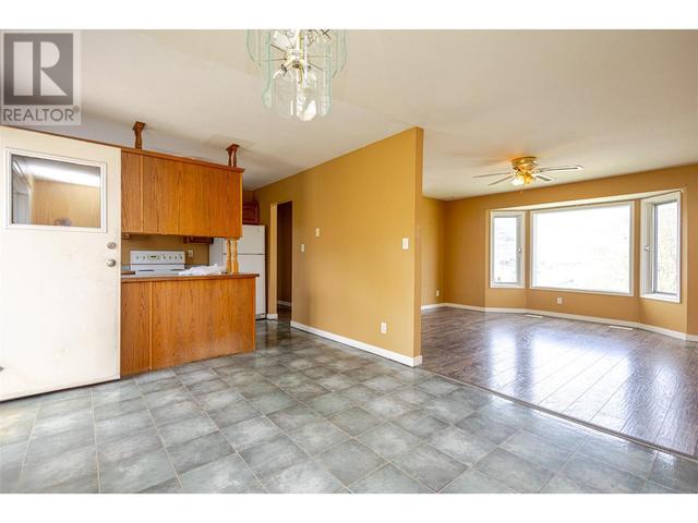 4204 Westview Drive, House detached with 5 bedrooms, 2 bathrooms and 7 parking in Vernon BC | Image 28