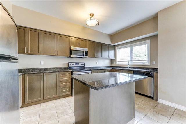 3 Matthewson Ave, House attached with 3 bedrooms, 3 bathrooms and 3 parking in Bradford West Gwillimbury ON | Image 7