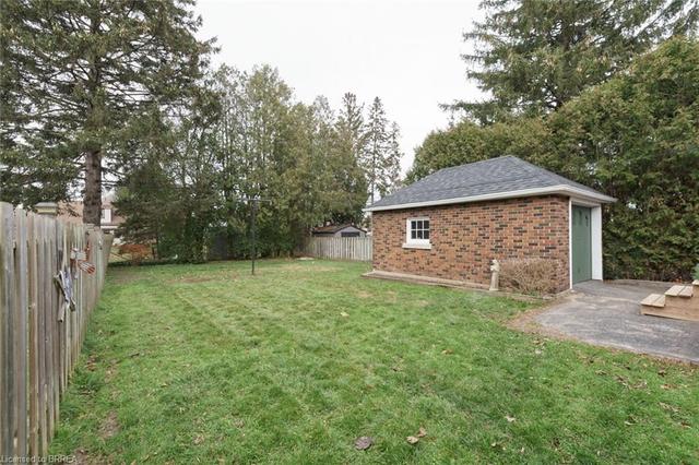 19 Dorothy Street, House detached with 3 bedrooms, 2 bathrooms and 4 parking in Brantford ON | Image 33