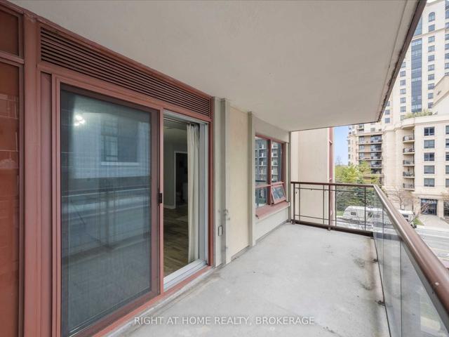 422 - 27 Rean Dr, Condo with 1 bedrooms, 2 bathrooms and 2 parking in Toronto ON | Image 11