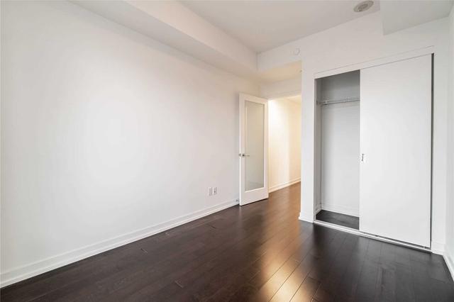 3402 - 21 Widmer St, Condo with 2 bedrooms, 3 bathrooms and 1 parking in Toronto ON | Image 6