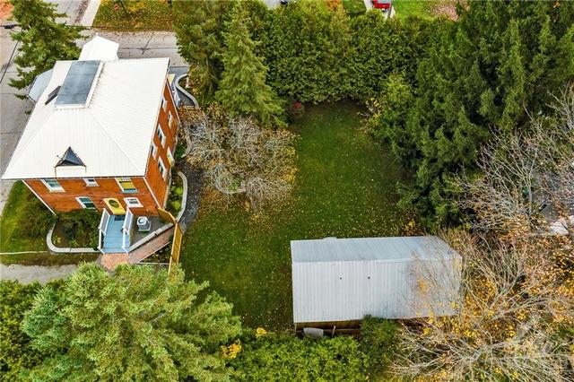 206 Brock St East Street, House detached with 4 bedrooms, 2 bathrooms and 4 parking in Merrickville Wolford ON | Image 28