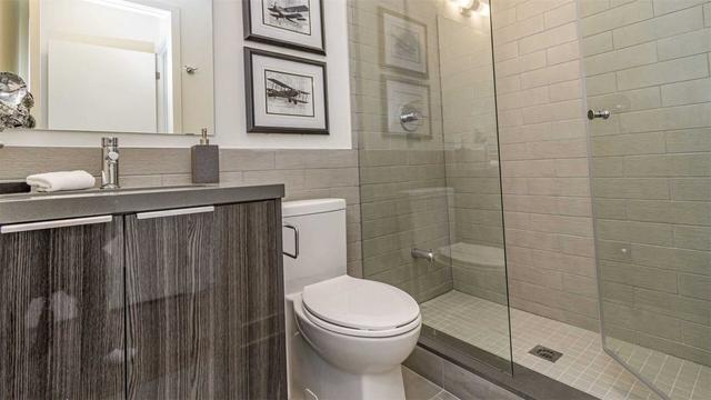 37 Sonic Way, Townhouse with 2 bedrooms, 3 bathrooms and 1 parking in Toronto ON | Image 16