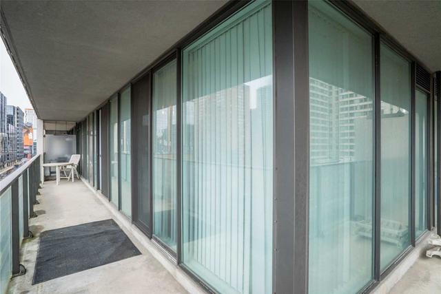 1026 - 111 Elizabeth St, Condo with 1 bedrooms, 1 bathrooms and 1 parking in Toronto ON | Image 15
