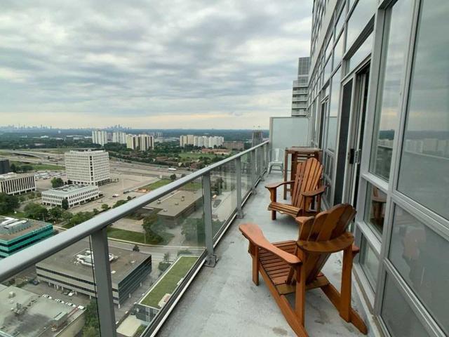 ph9 - 30 Herons Hill Way, Condo with 2 bedrooms, 2 bathrooms and 1 parking in Toronto ON | Image 5