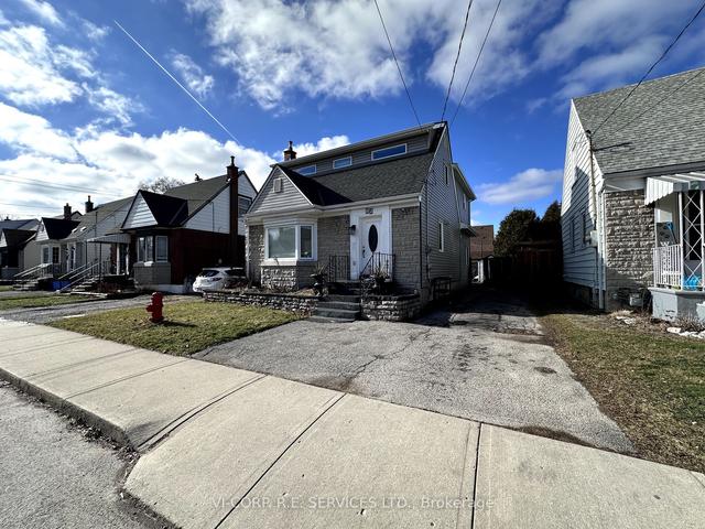 82 East 12th St, House detached with 4 bedrooms, 3 bathrooms and 3 parking in Hamilton ON | Image 1
