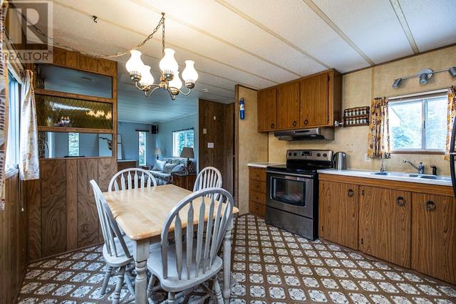 5215 Muermann Road, House other with 2 bedrooms, 1 bathrooms and null parking in Fraser Fort George A BC | Image 3