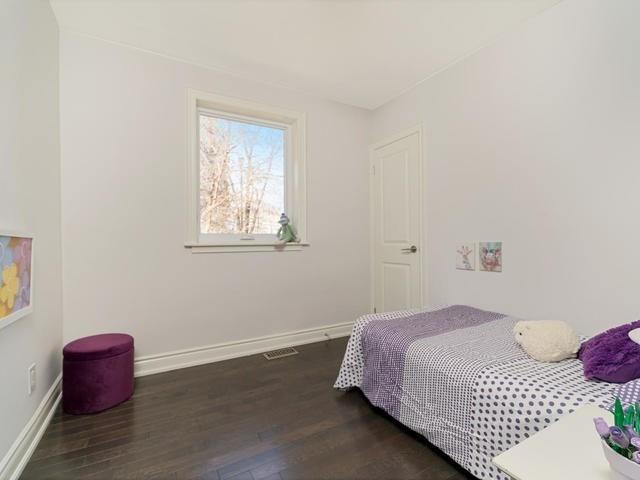 208 Gooch Ave, House semidetached with 3 bedrooms, 3 bathrooms and 6 parking in Toronto ON | Image 10