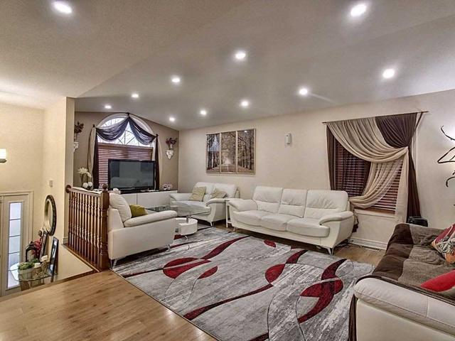 8480 Glavcic Dr, House detached with 3 bedrooms, 2 bathrooms and 8 parking in Niagara Falls ON | Image 28