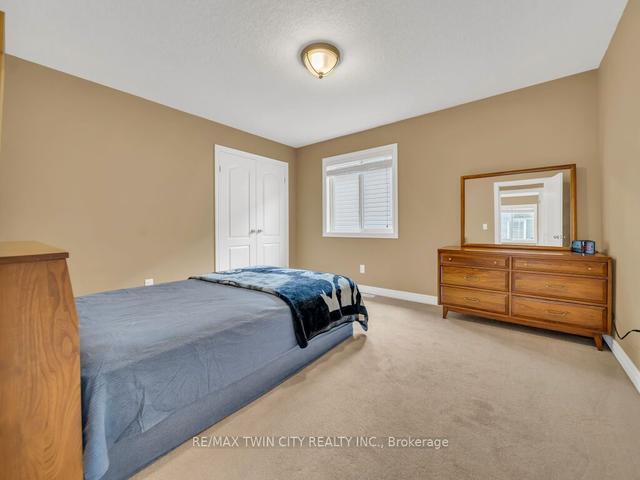 42 Udvari Cres, House detached with 4 bedrooms, 4 bathrooms and 5 parking in Kitchener ON | Image 14