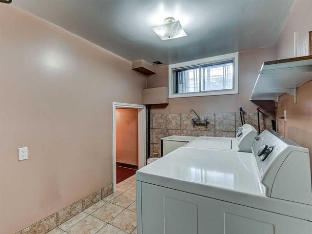 3204 Parkerhill Rd, House detached with 4 bedrooms, 3 bathrooms and 9 parking in Mississauga ON | Image 30