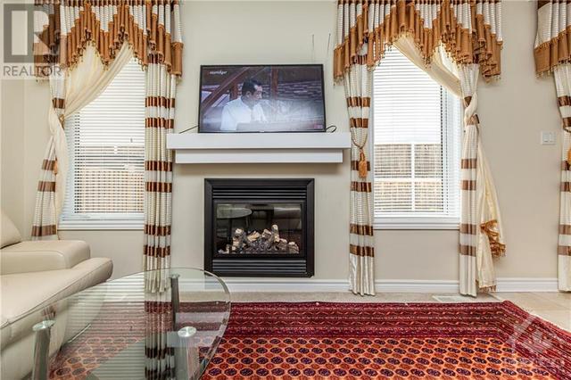 146 Piazza Circle, House detached with 3 bedrooms, 3 bathrooms and 3 parking in Ottawa ON | Image 14