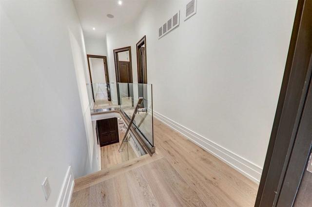 94 Argyle St, House semidetached with 3 bedrooms, 4 bathrooms and 2 parking in Toronto ON | Image 14